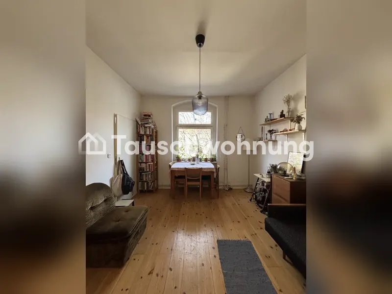 Tauschwohnung: Tauschen 2-Zimmer-Wohn. in Neukölln, suche größer in Berlin — photo 1